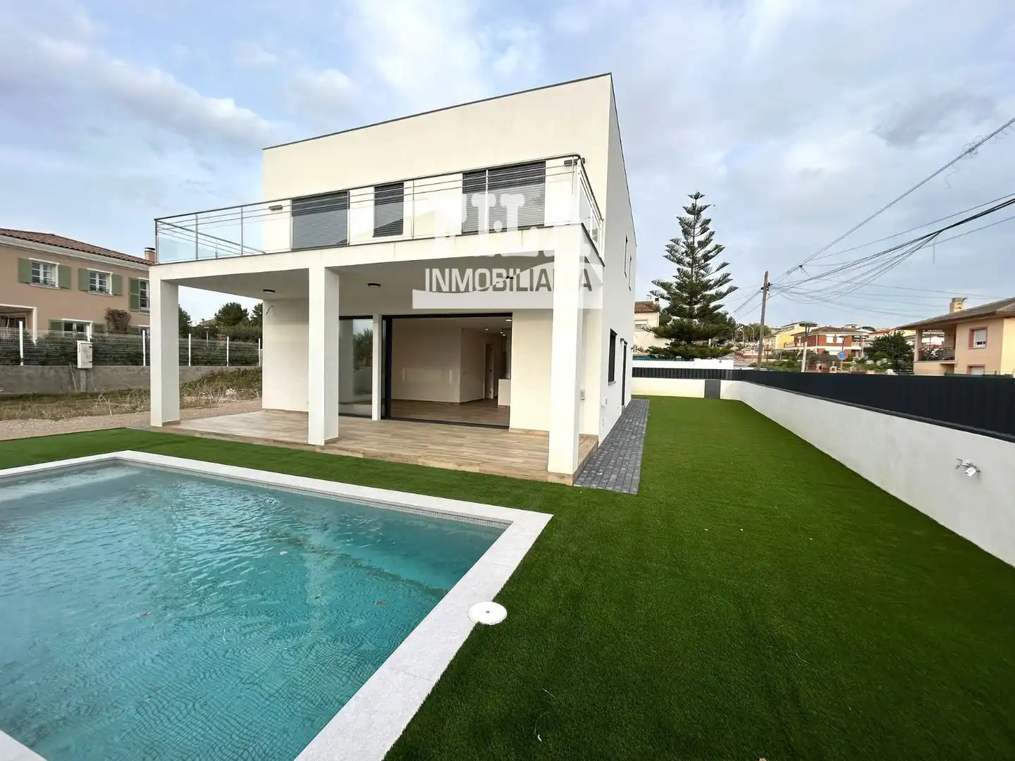 Swimming pool of Houses for rent in El Vendrell  with Air Conditioner, Heating and Terrace