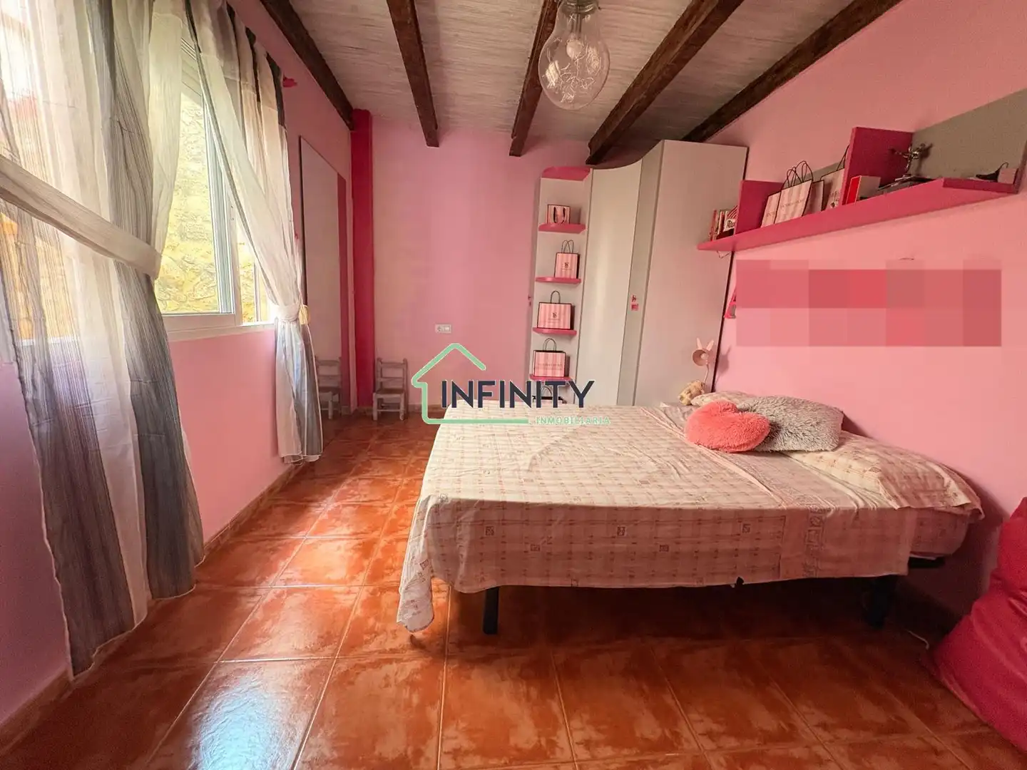 Dormitori de Casa o xalet en venda en Vilallonga / Villalonga amb Aire condicionat, Calefacció i Moblat