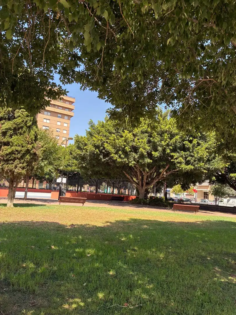 Flat for rent in Avenida BALEARES, La Creu del Grau