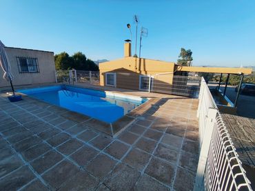 Casa con piscina en venta en La Alcayna