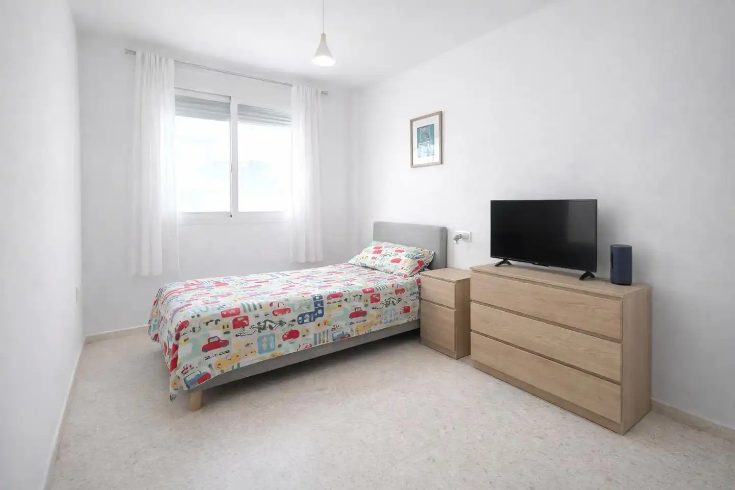 Schlafzimmer von Wohnung zum Verkauf in Oliva mit Abstellraum und Möbliert