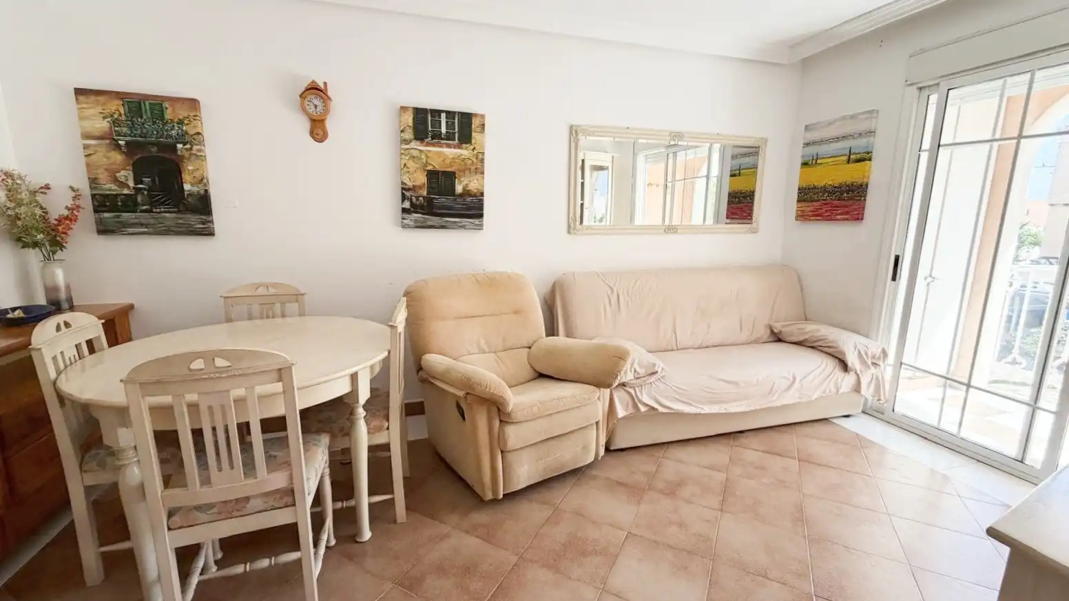 Sala de estar de Piso en venta en Los Alcázares con Piscina, Amueblado y Horno