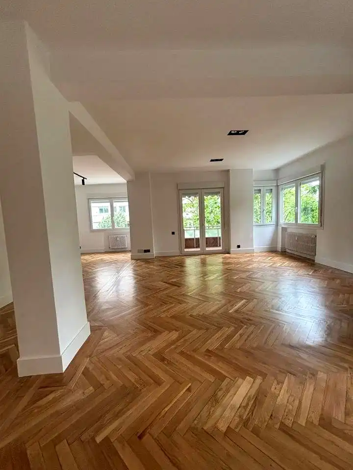 5 hab, 225m² en Castillejos - Cuzco, Tetuán, Madrid - Image 2