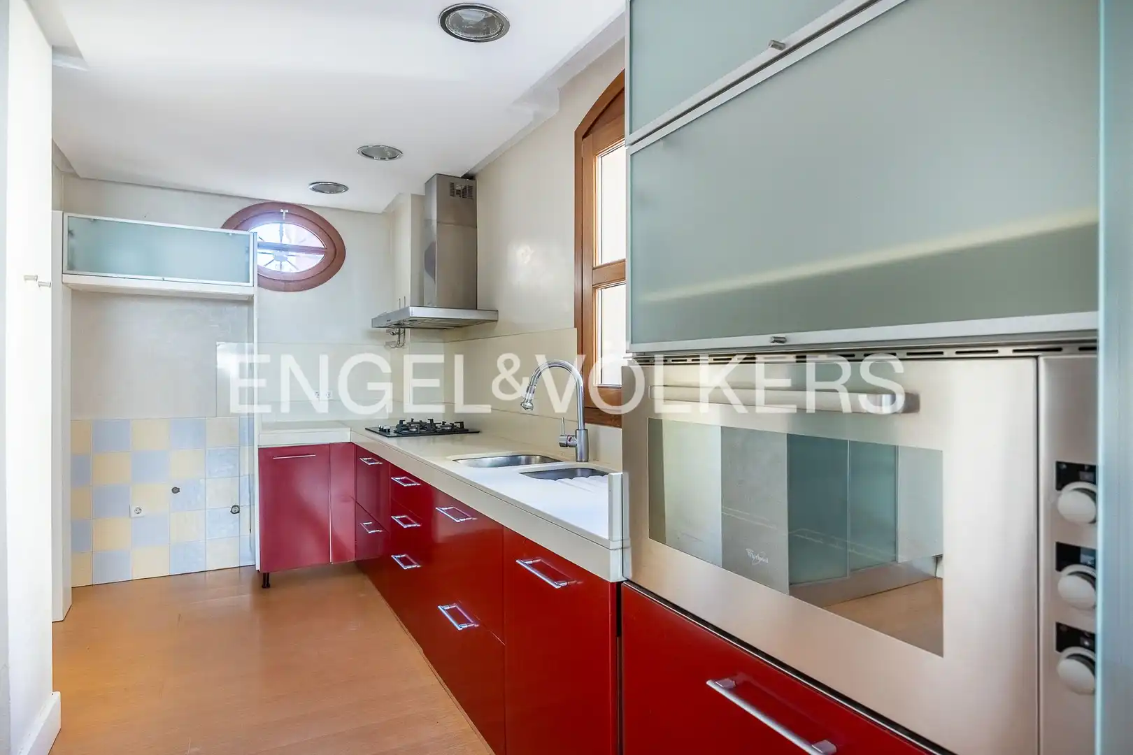 Kitchen of Houses for sale in Sevilla  with Air Conditioner, Heating and Storage room