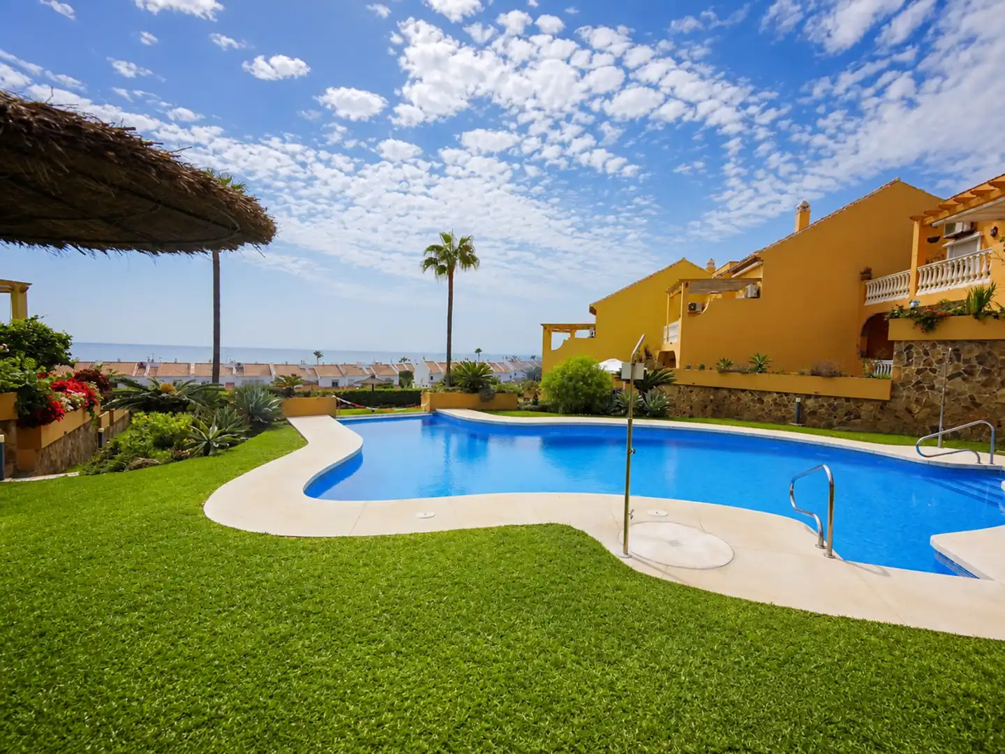 Piano terra con terrazza in vendita a La Duquesa, imagen 32