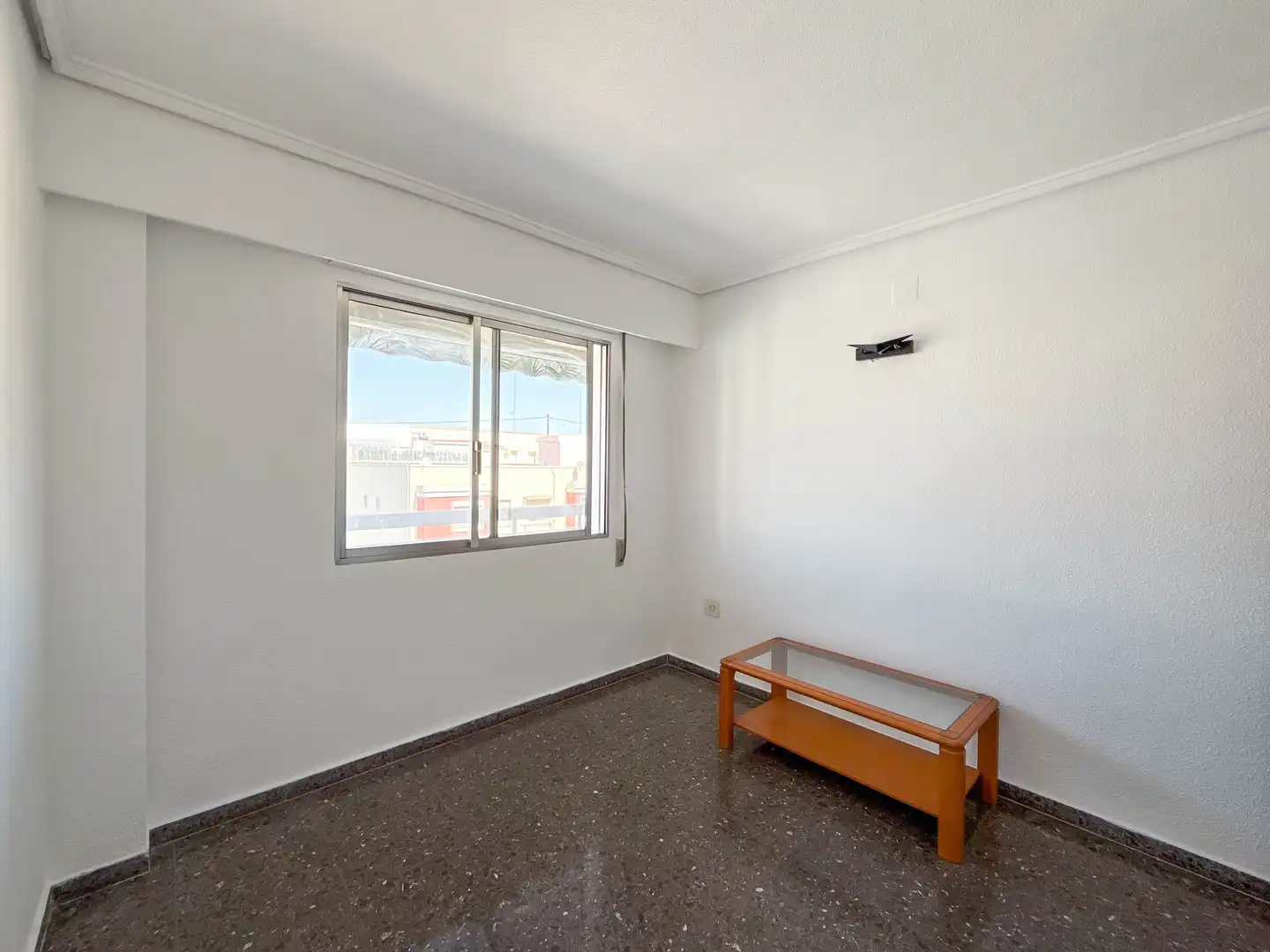 Habitación de Piso en venta en Valencia con Balcón
