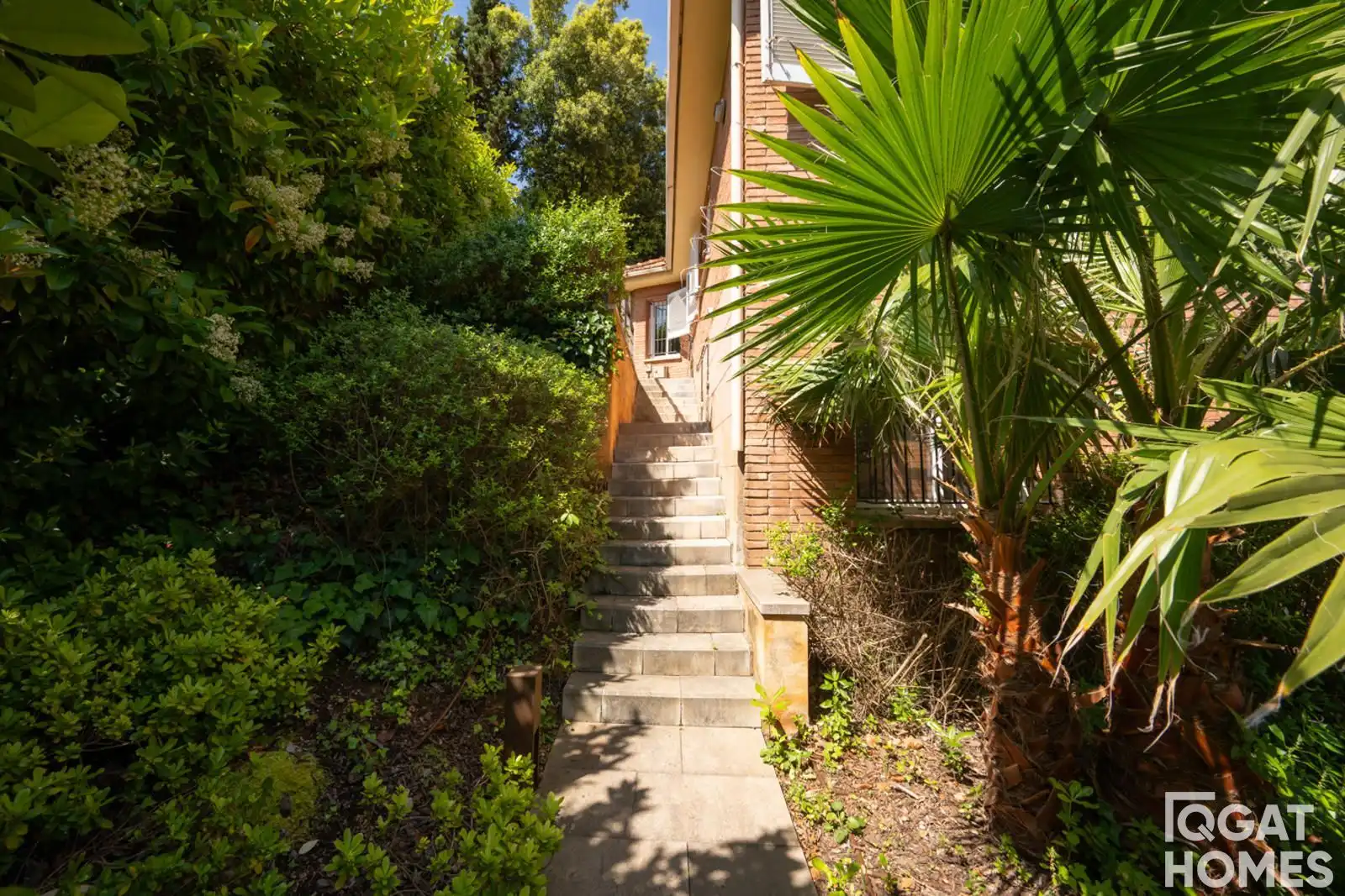 Exterior view of Houses for sale in Sant Cugat del Vallès  with Heating, Terrace and Storage room