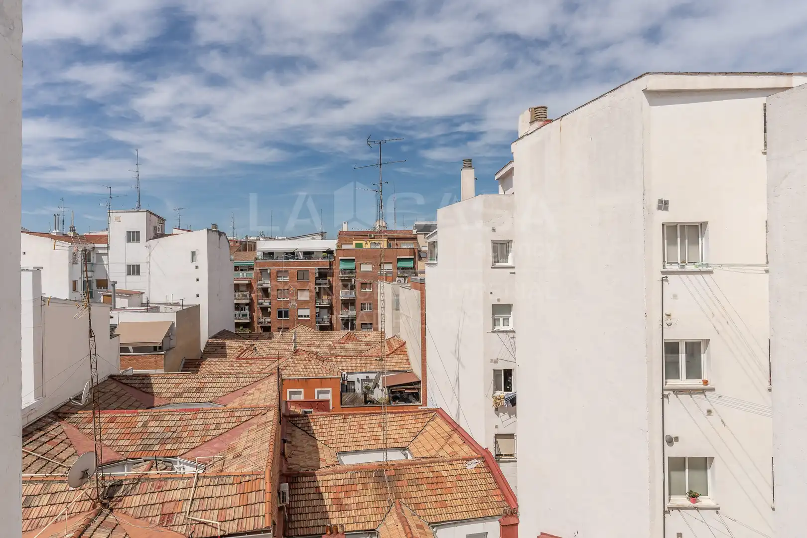 Vista exterior de Ático en venta en Madrid con Aire acondicionado, Calefacción y Terraza