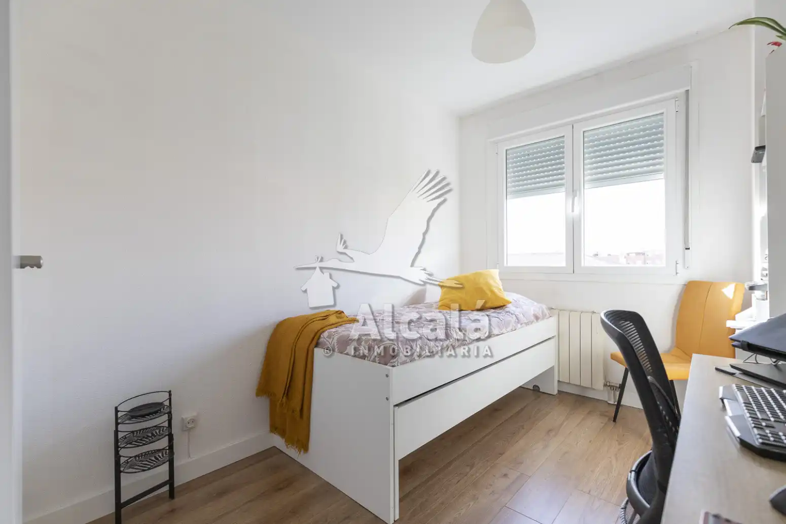 Habitación de Piso en venta en Alcalá de Henares con Aire acondicionado, Calefacción y Trastero