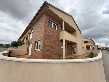 Xalet amb jardí en venda a Llorenç del Penedès