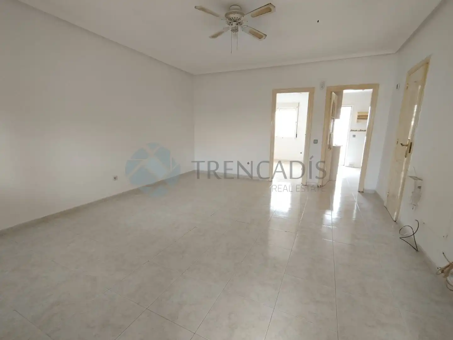 Casa aparellada en venda a golda meir, imagen 18