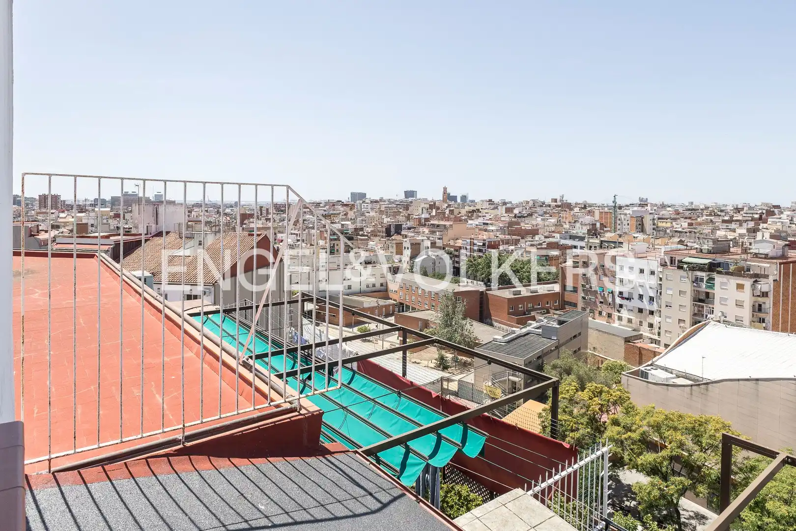 Terrassa de Pis en venda en Barcelona amb Calefacció i Balcó
