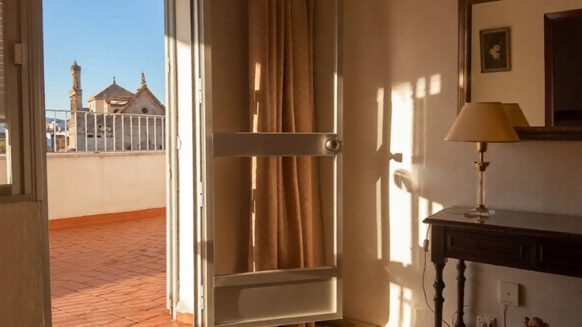 Attic for sale in Sta. Marina - San Andrés - San Pablo - San Lorenzo