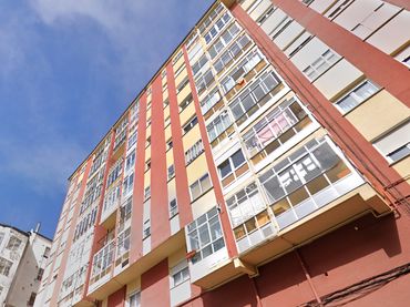 Apartment zum Verkauf in RU OTERO PEDRAYO PROFESOR