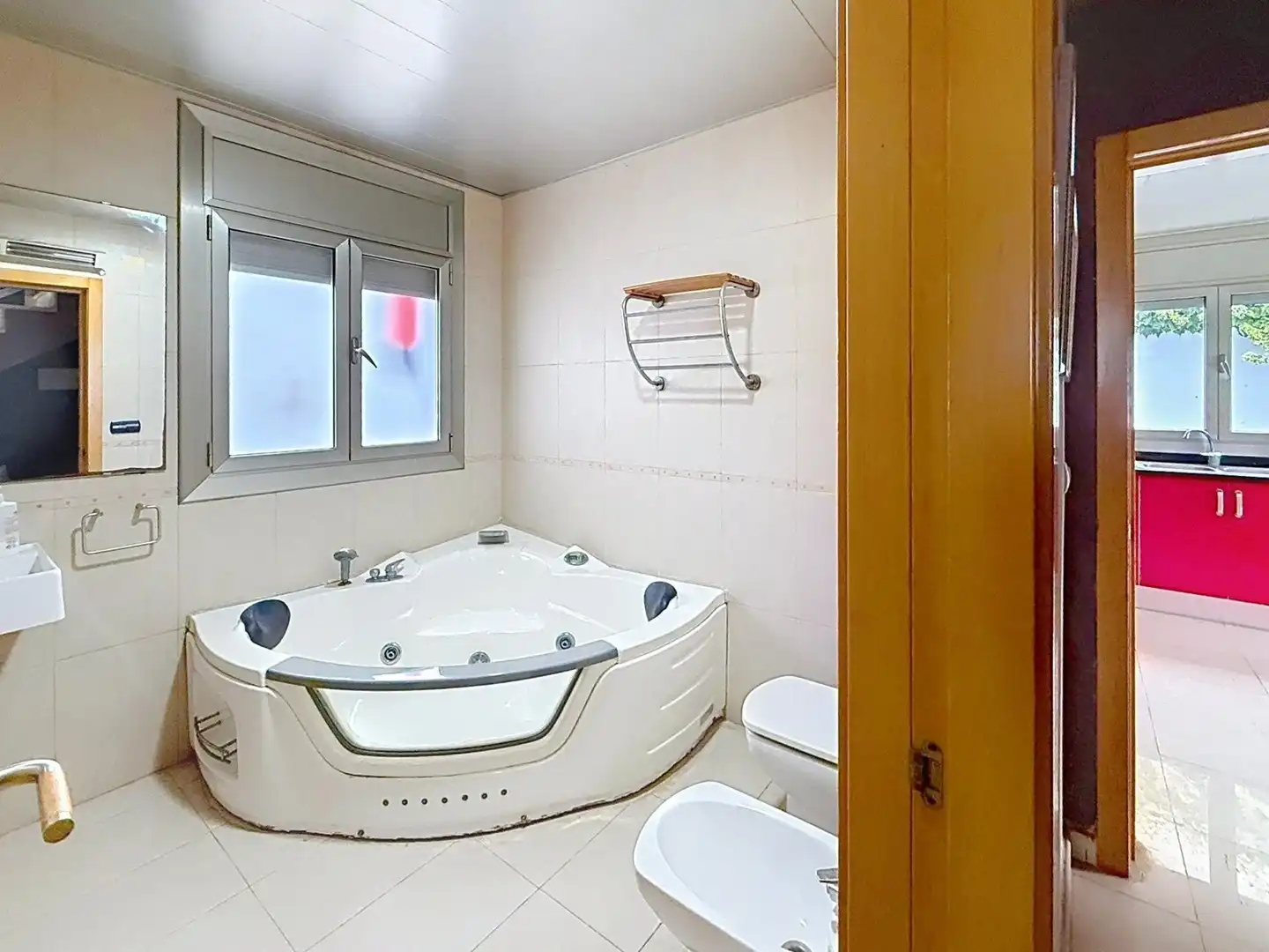 Bathroom of Houses for sale in Calafell  with Swimming Pool