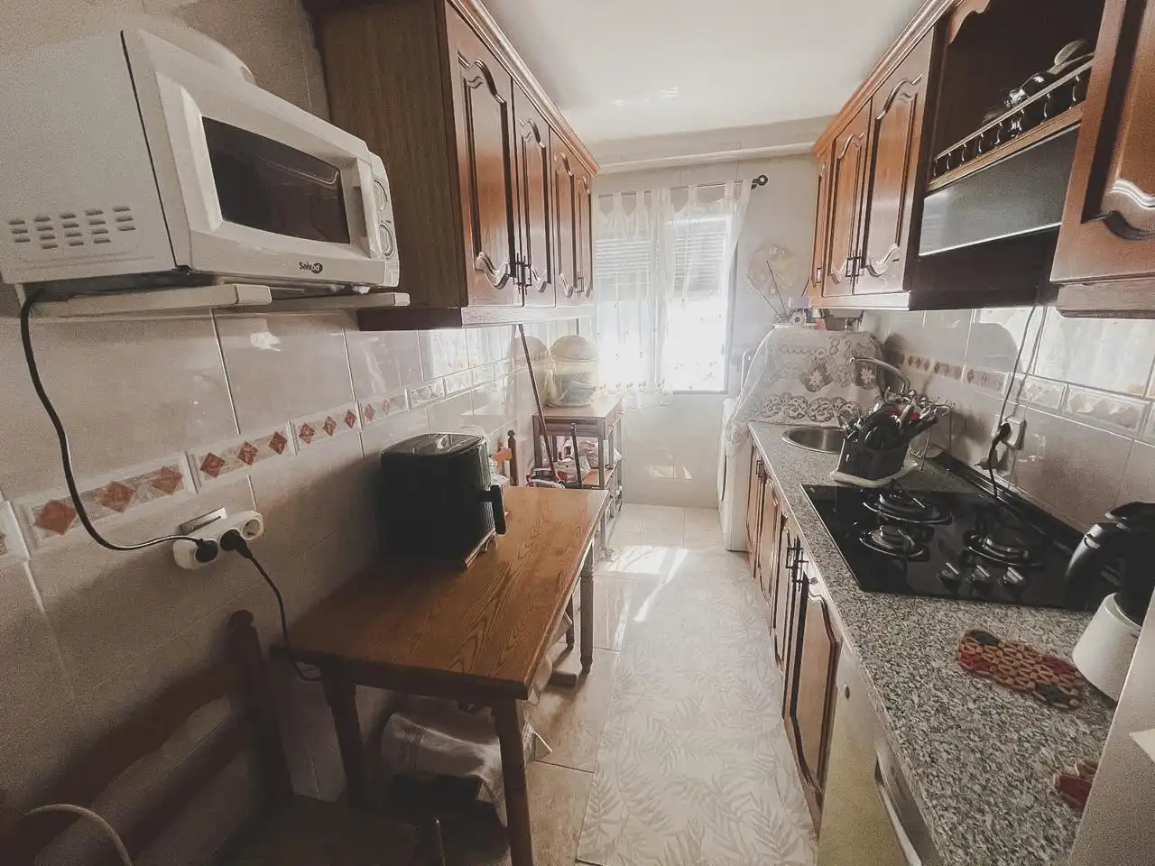 Cocina de Piso en venta en Cádiz con Aire acondicionado