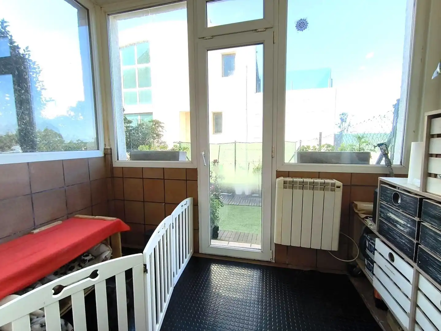 Terrasse von Erdgeschoss zum Verkauf in Miengo mit Heizung, Privatgarten und Terrasse