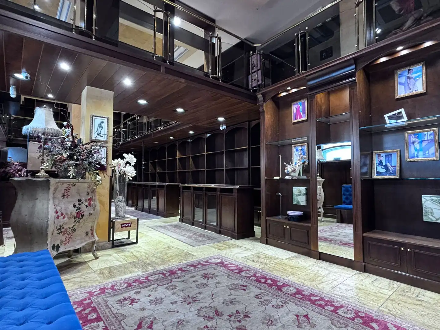 Commercial properties for rent in Burgos  with Air Conditioner, Heating and Furnished