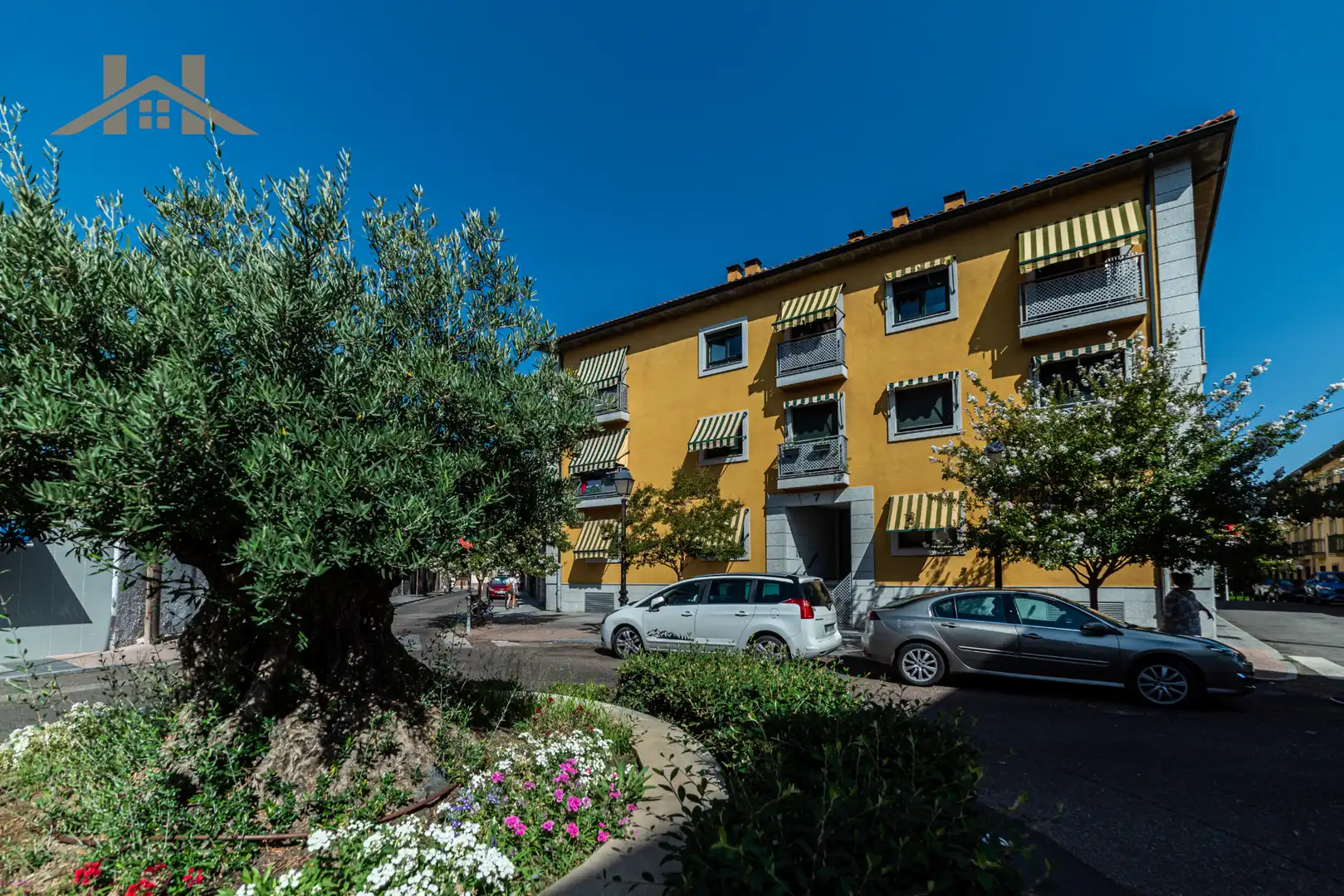 Exterior view of Attic for sale in El Escorial  with Air Conditioner, Heating and Terrace