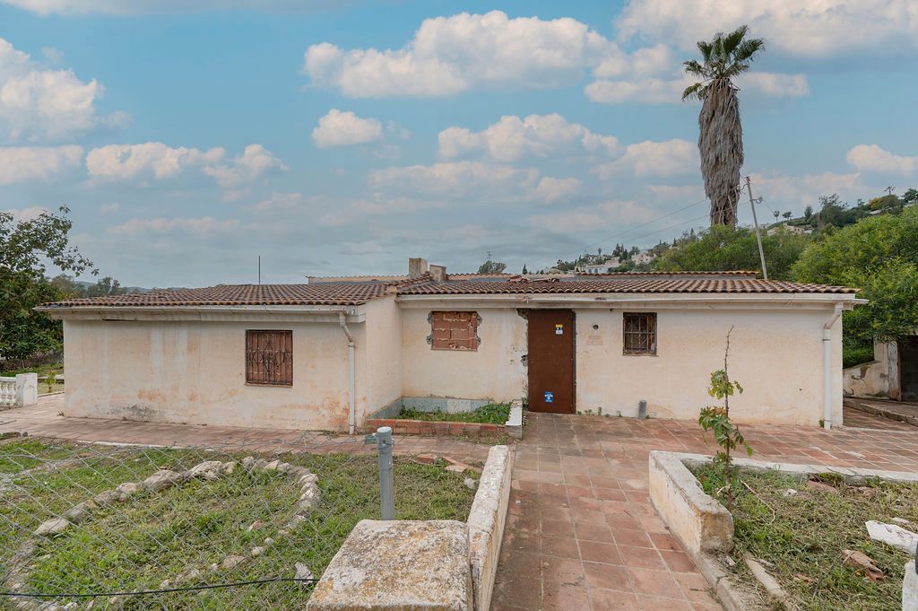 House or chalet for sale in C/ Pagos de Cortijo de Sevilla y Esperonal, Alcaucín