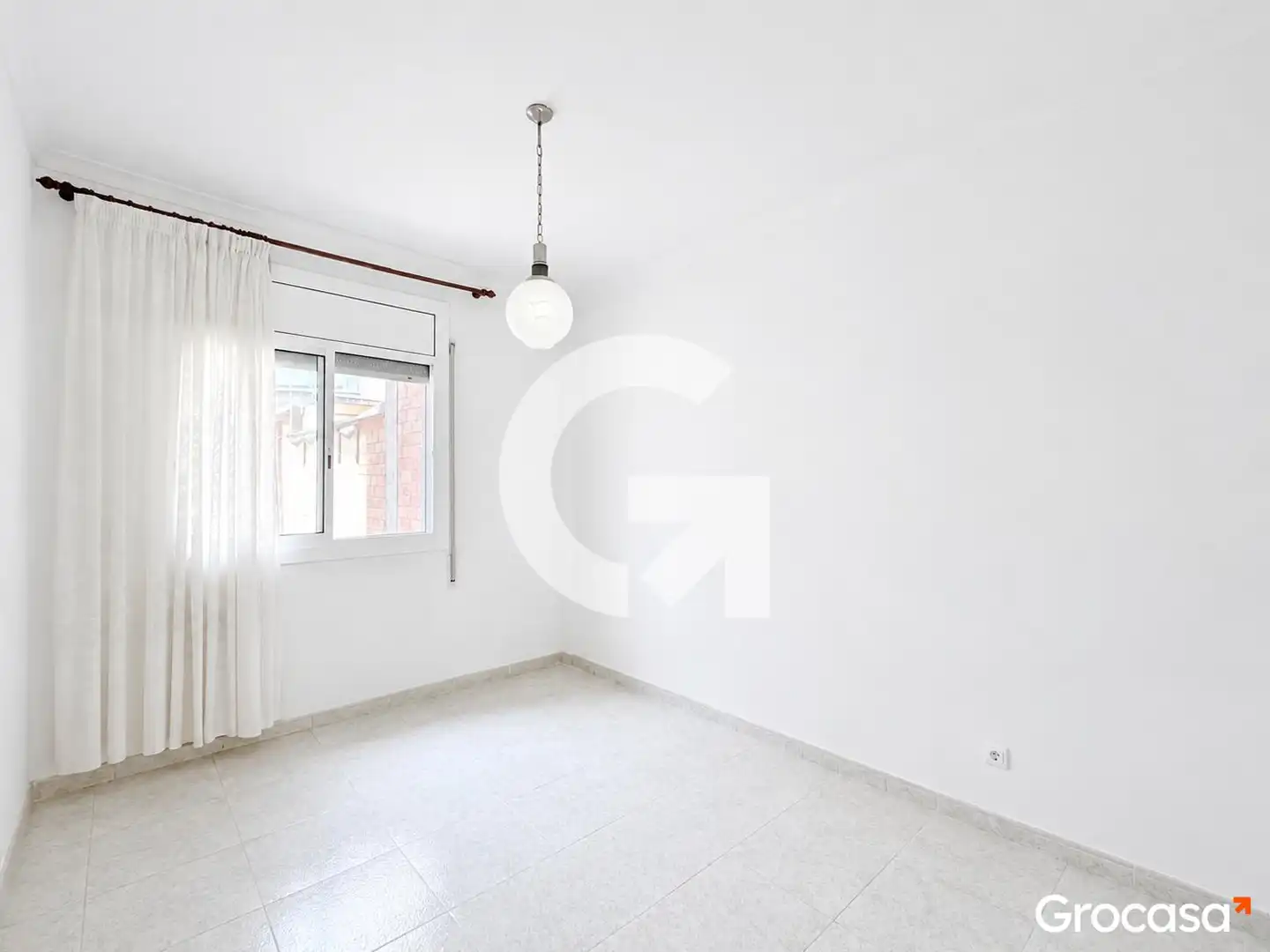 Habitación de Piso en venta en Barcelona con Balcón
