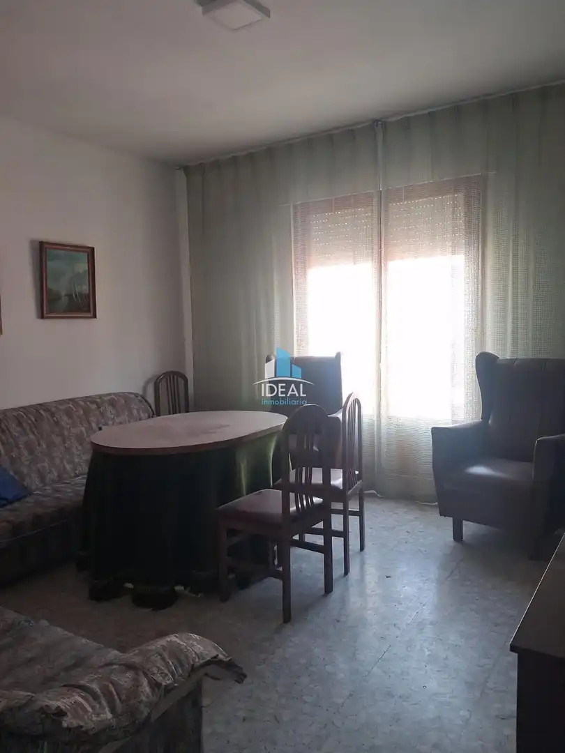 Habitación de Piso en venta en Don Benito con Aire acondicionado, Calefacción y Amueblado