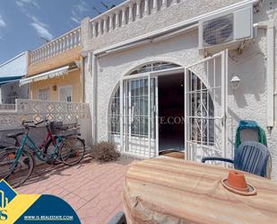 Exterior view of House or chalet for sale in Torrevieja  with Air Conditioner, Heating and Terrace