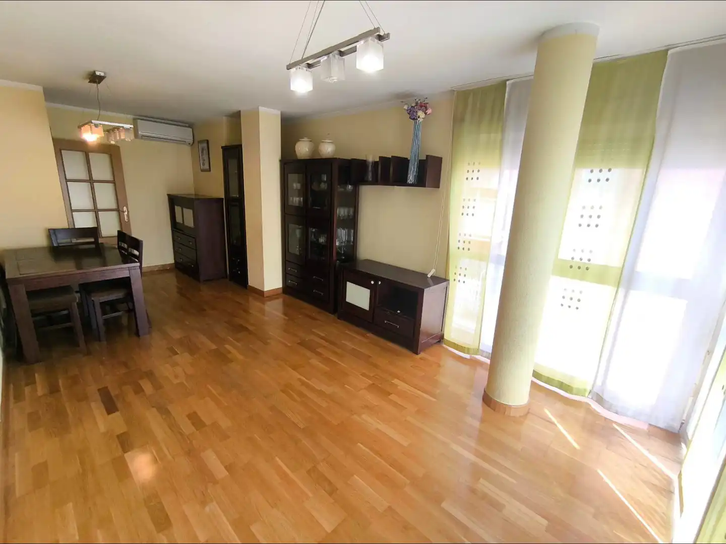Flat for sale in Murcia  with Air Conditioner, Heating and Storage room