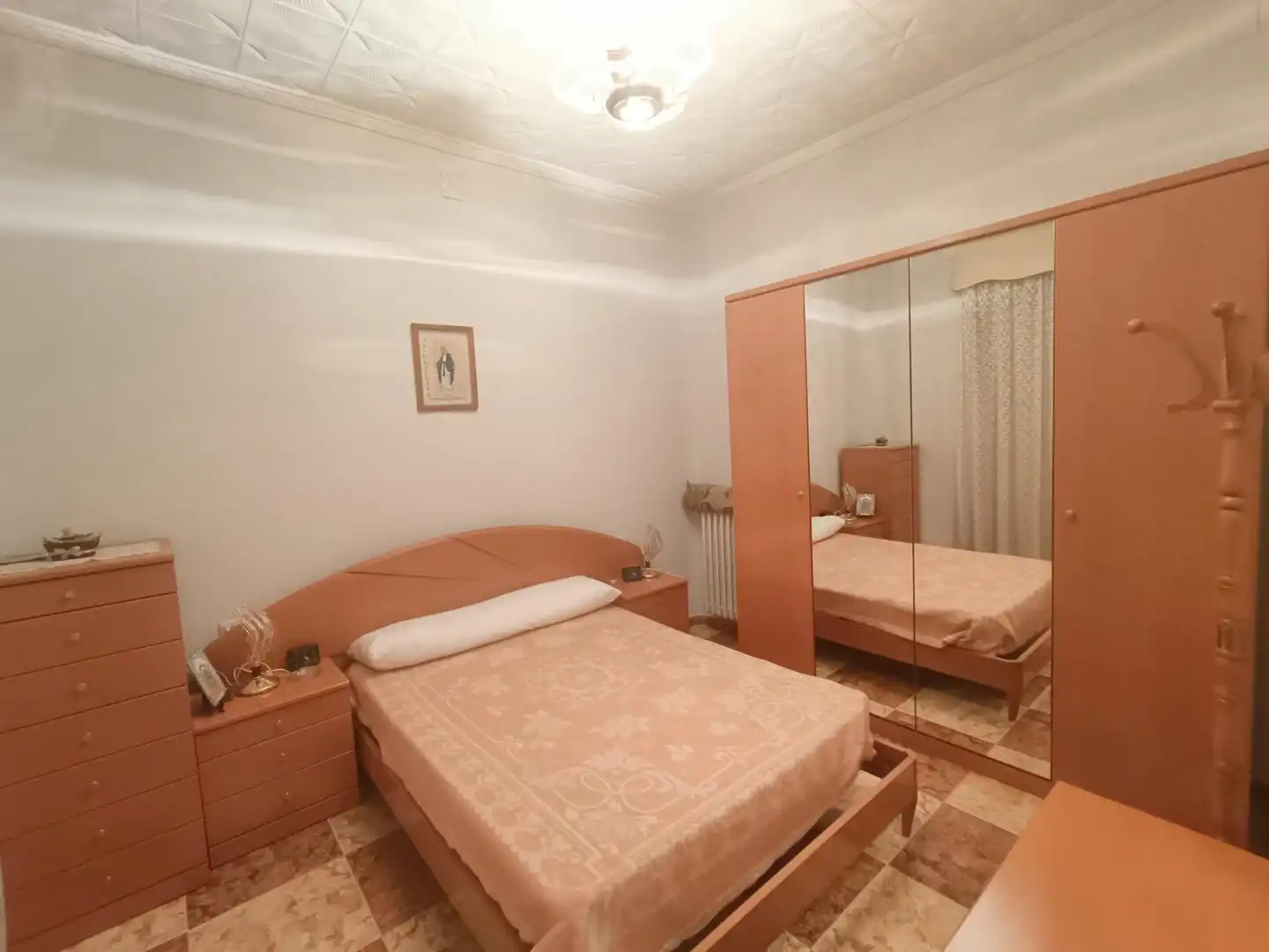 Habitación de Casa adosada en venta en Villarta de San Juan con Calefacción, Terraza y Balcón