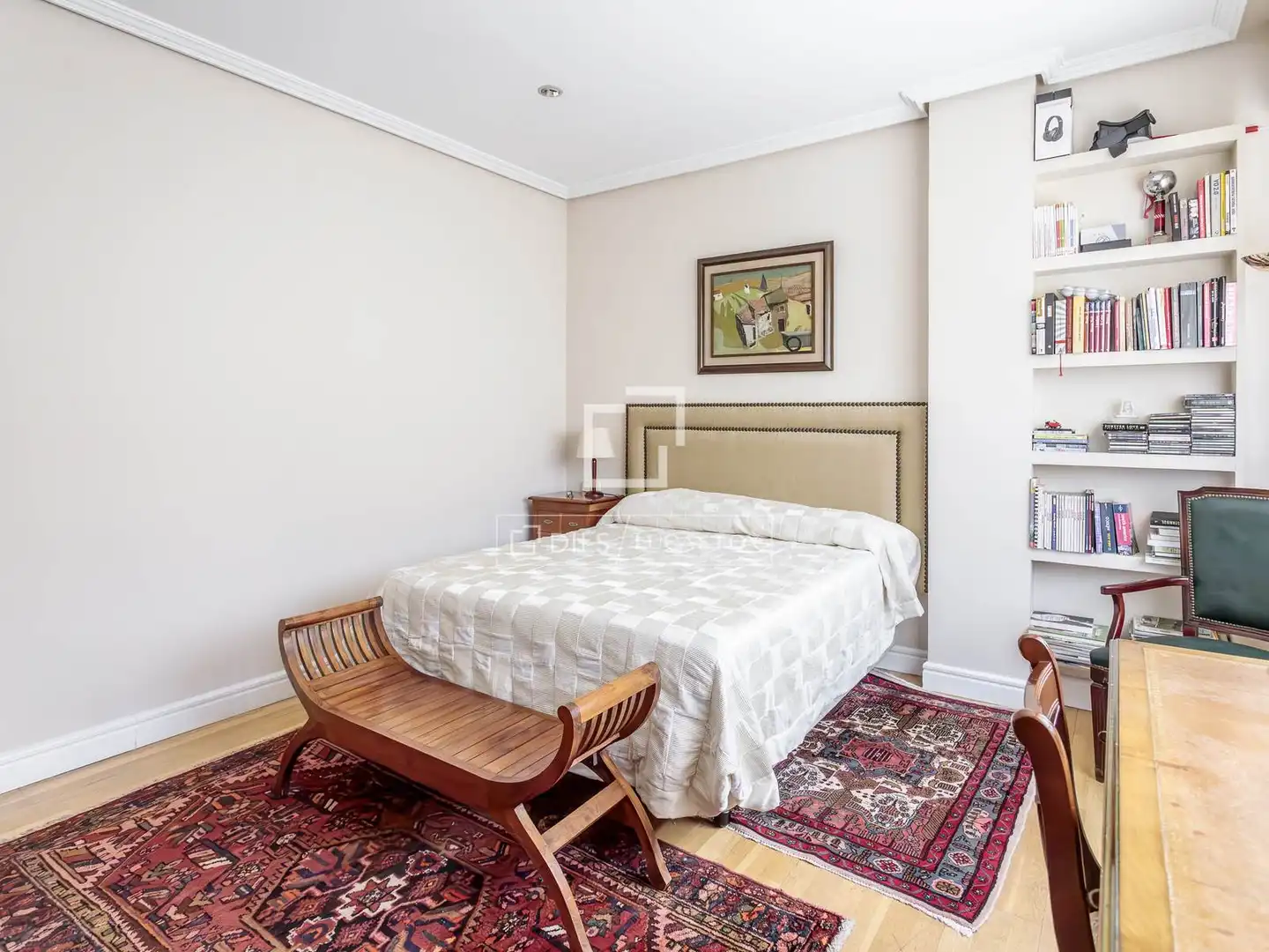 Dormitori de Casa o xalet en venda en Madrid amb Aire condicionat, Calefacció i Moblat