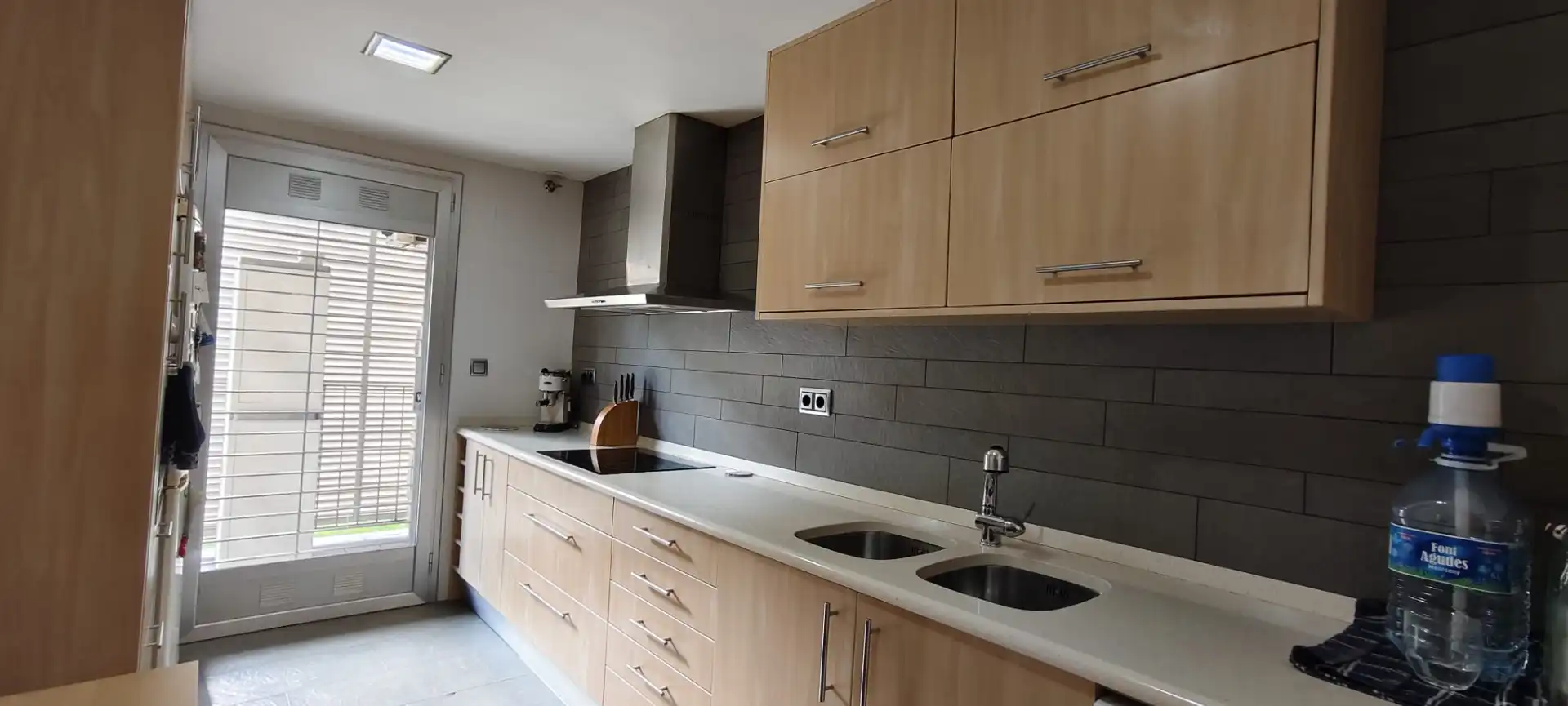 Cocina de Planta baja en venta en Cervelló con Aire acondicionado, Calefacción y Parquet