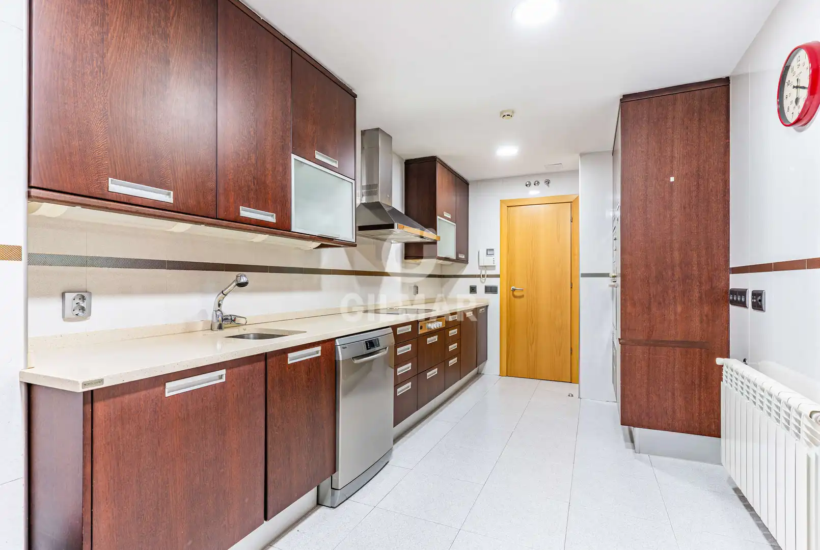 Kitchen of Flat for sale in Madrid  with Heating, Private garden and Storage room