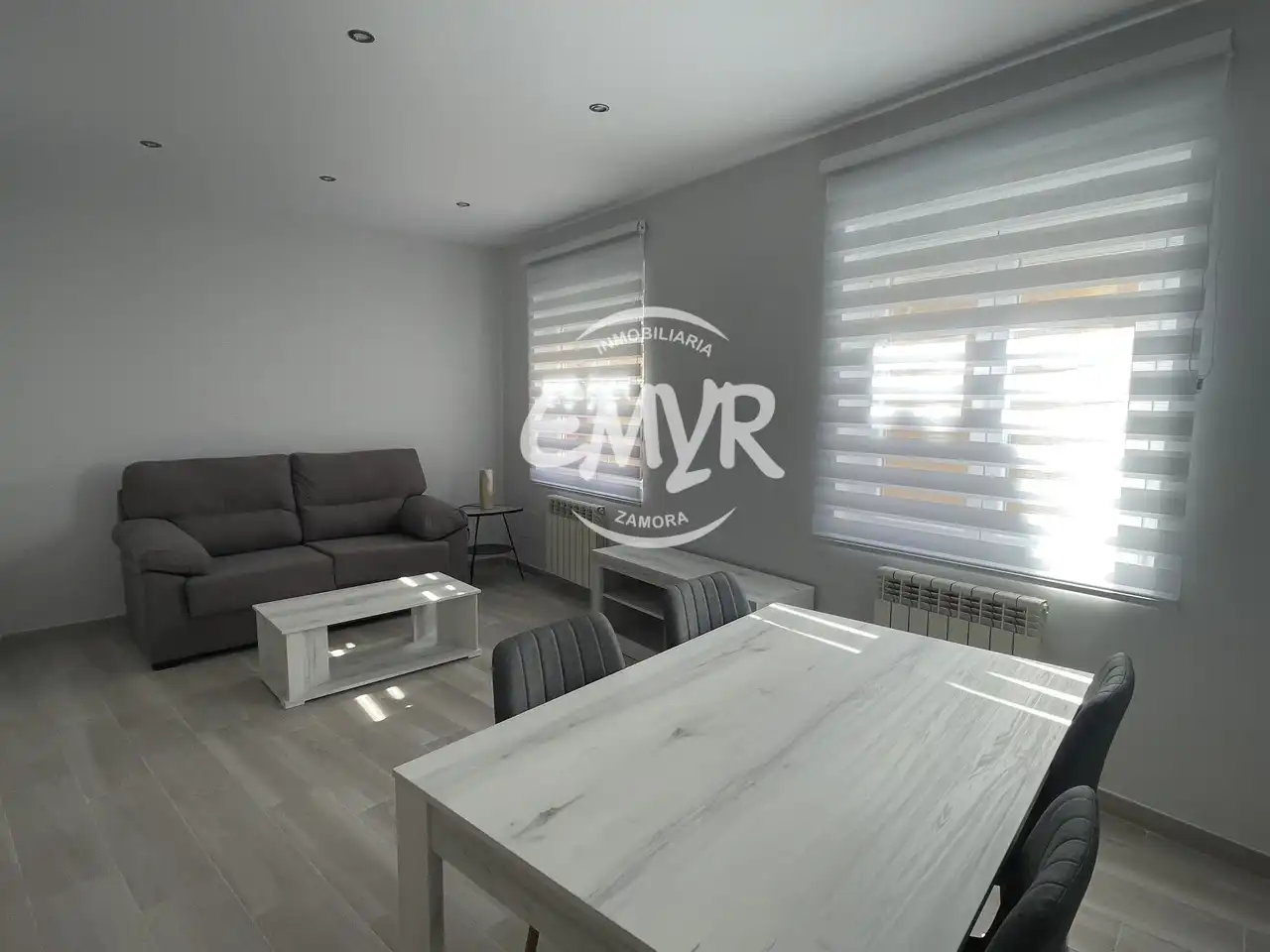 Living room of Flat for rent in Zamora Capital   with Heating, Furnished and Balcony