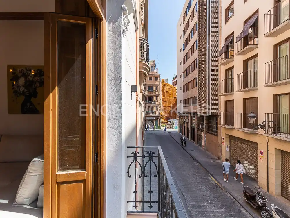 Vista exterior de Pis de lloguer en Ciutat Vella 