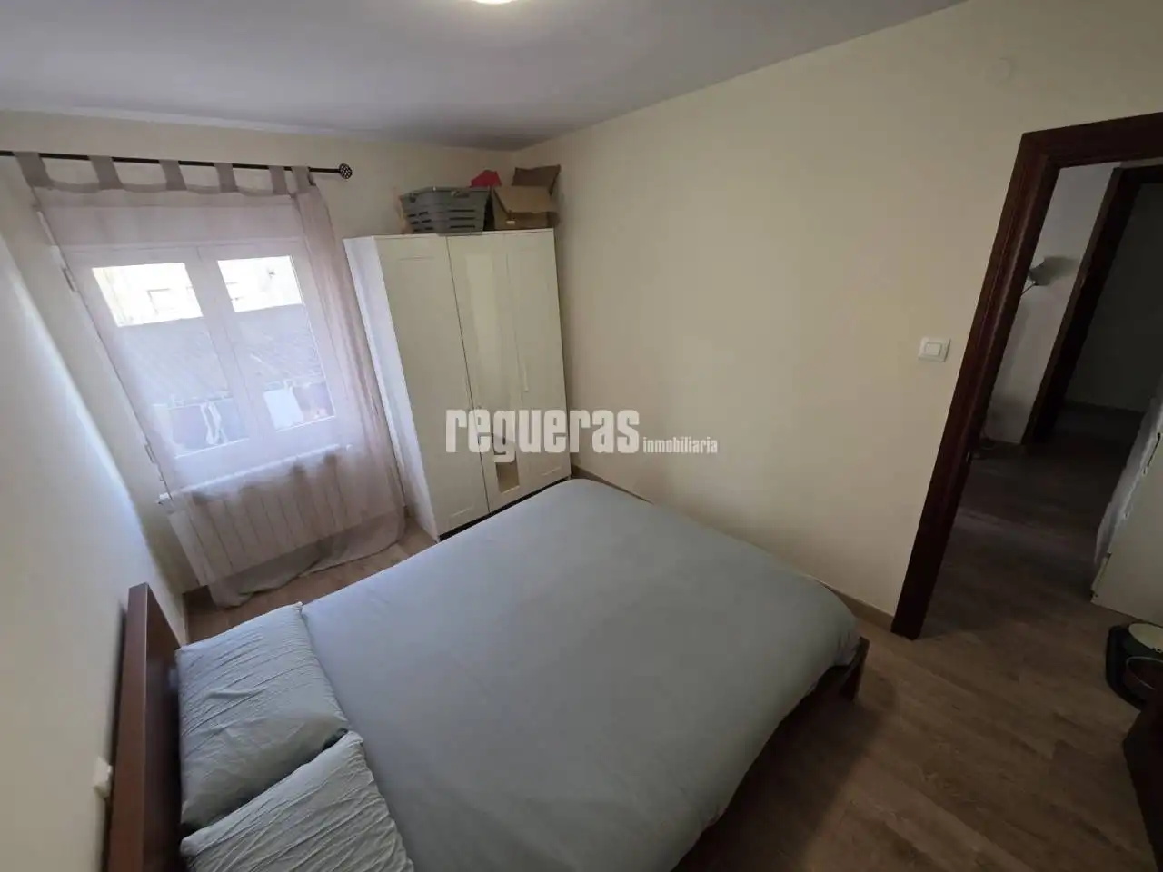 Schlafzimmer von Wohnung zur Miete in Avilés mit Heizung und Möbliert