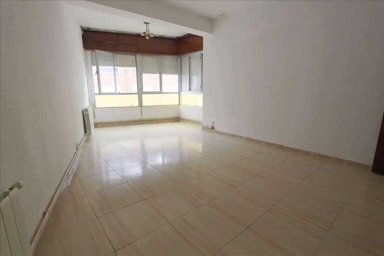 Piso en venta en Santoña, imagen 2