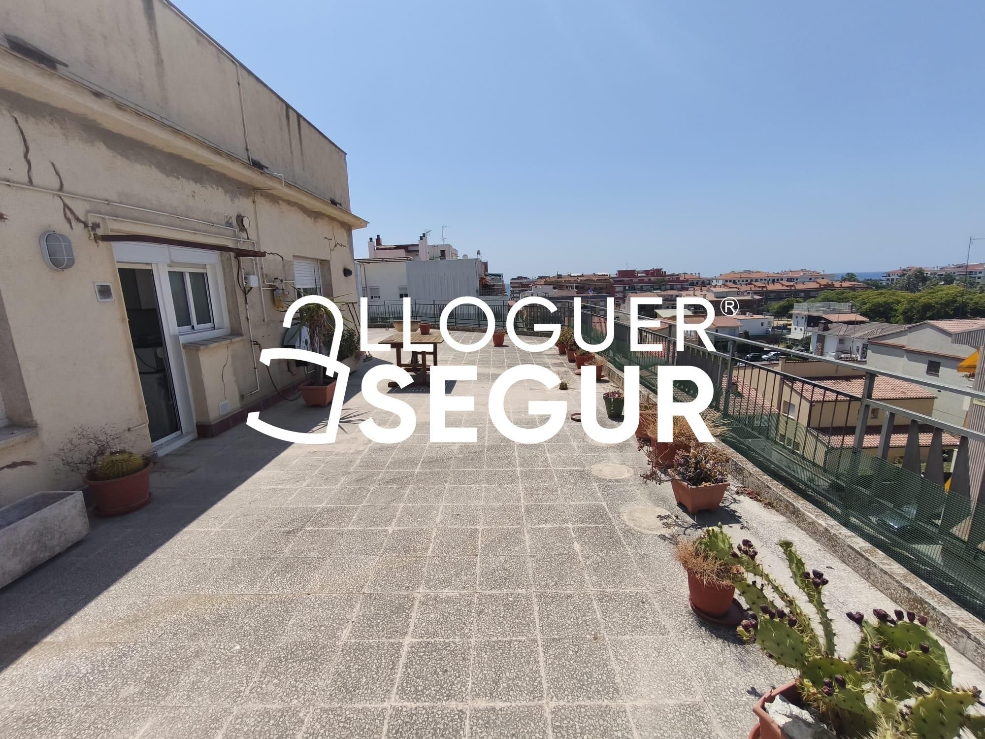 Terrace of Attic to rent in Pineda de Mar  with Heating and Terrace