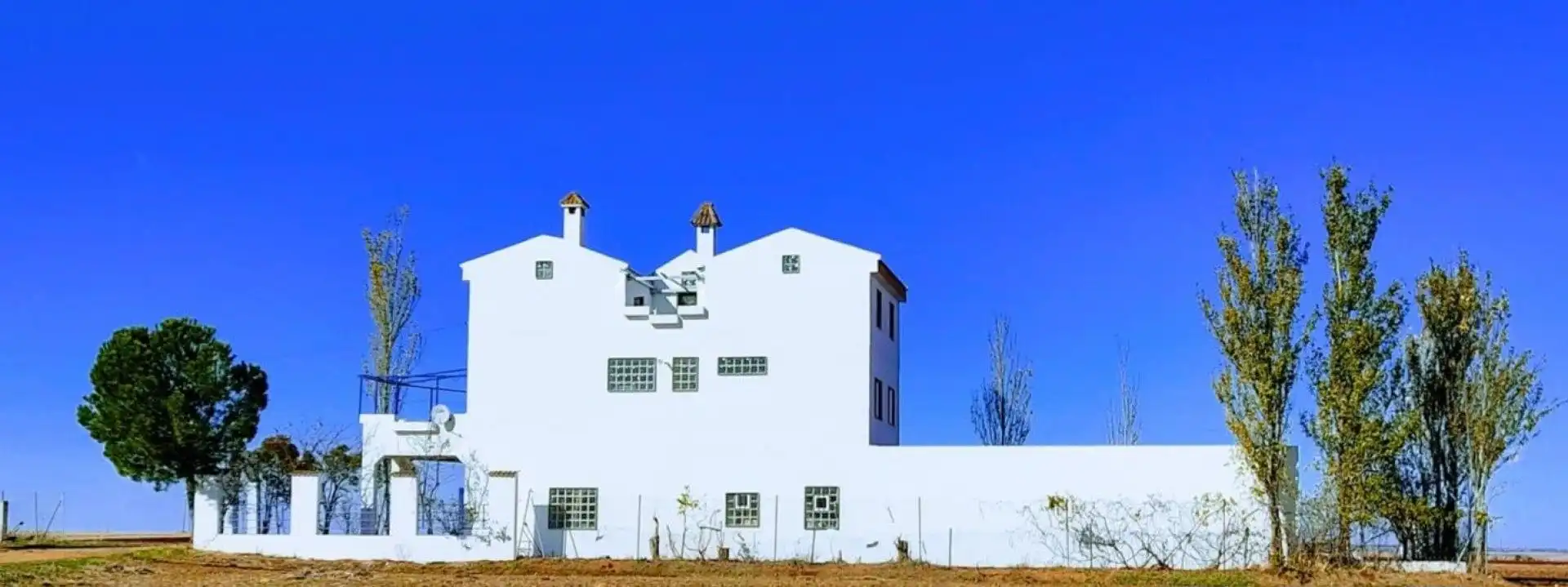 Vista exterior de Casa o xalet en venda en Castellanos de Villiquera amb Calefacció