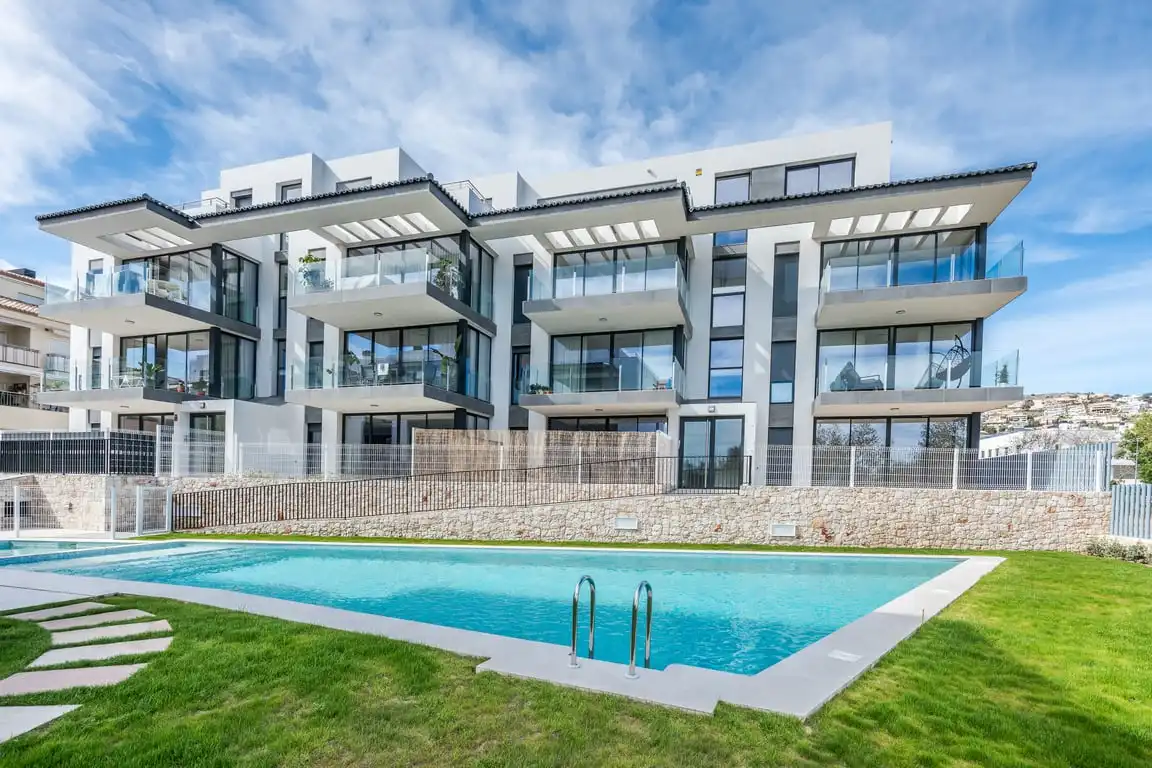 Außenansicht von Wohnung zum Verkauf in Jávea / Xàbia mit Klimaanlage, Privatgarten und Abstellraum