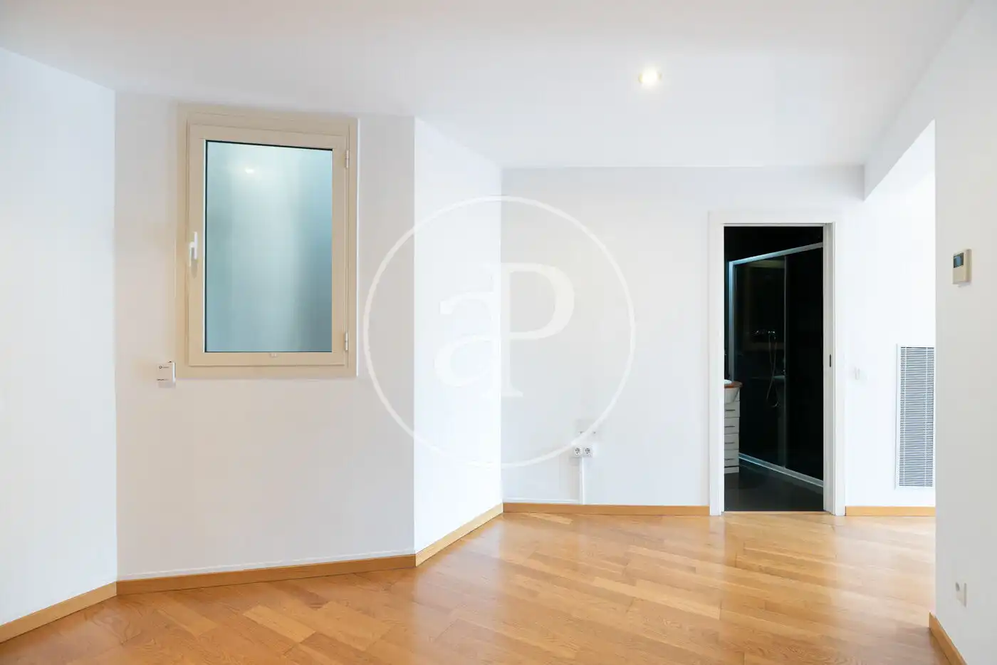 Piso en venta en Barcelona con Aire acondicionado, Calefacción y Balcón
