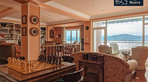 Foto 3 de Piso en venta en Calle Castelar, Puerto Chico, Cantabria