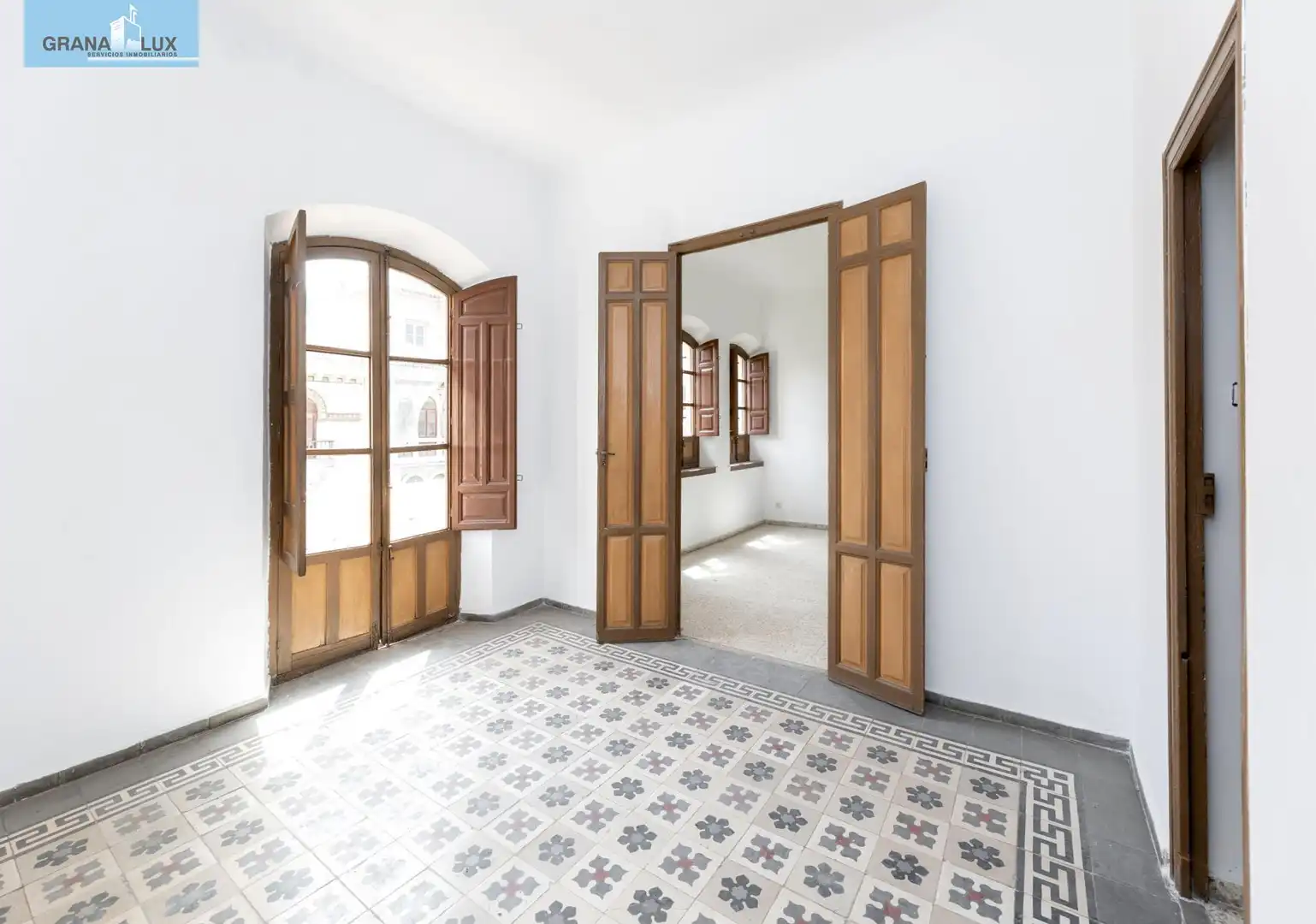 Penthouse with terrace for sale in Calle Gran Vía de Colón, imagen 2