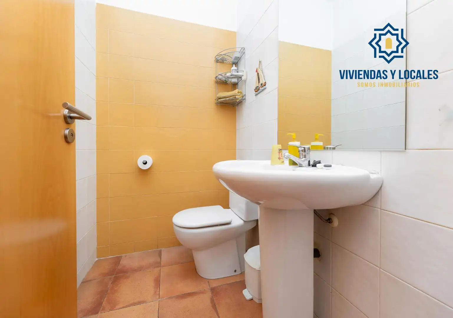 Bany de Casa o xalet en venda en Cájar amb Piscina