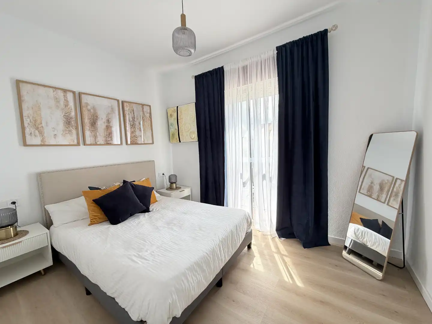 Habitación de Casa o chalet en venta en Bormujos con Parquet y Terraza
