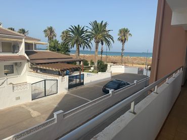 Apartament amb ascensor en venda a Avinguda del Papa Luna 84