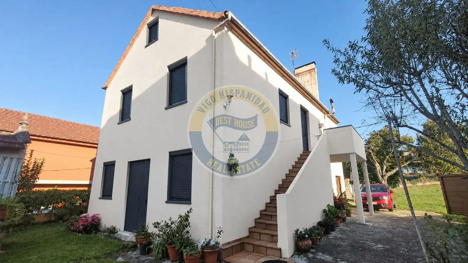 Exterior view of Houses for sale in Bembrive