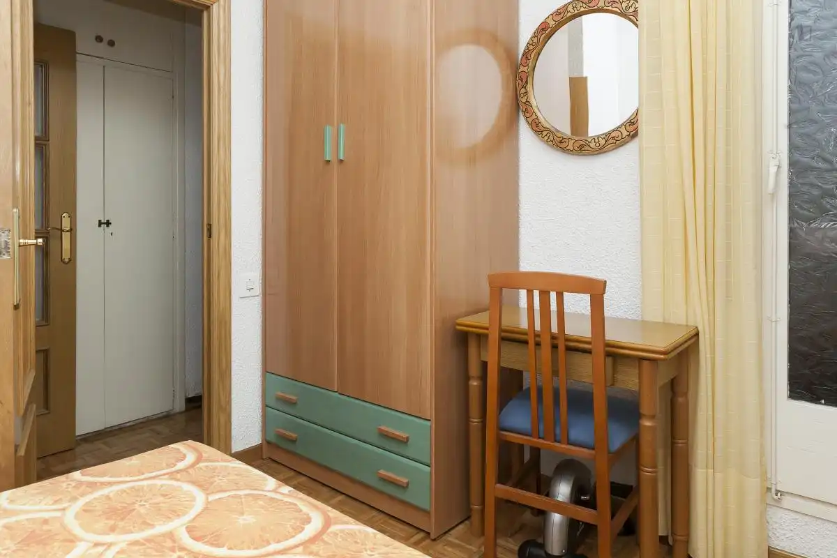 Habitació a Sants-Badal