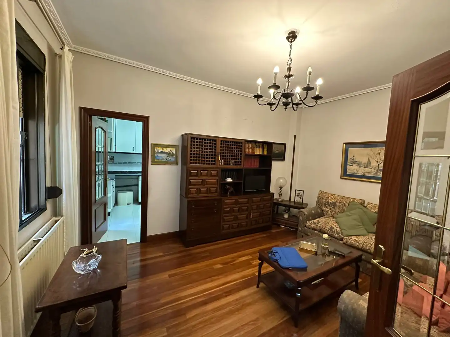 Living room of Flat for sale in Bilbao   with Oven, Washing machine and Balcony