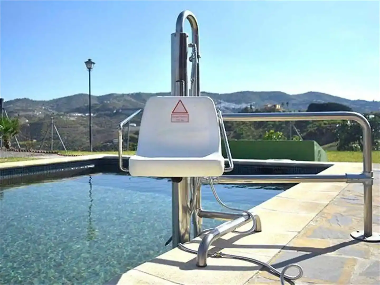 Schwimmbecken von Country house zur Miete in Benamocarra mit Klimaanlage und Schwimmbad