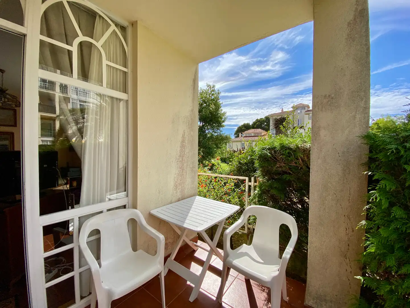 Terrasse von Einfamilien-Reihenhaus zum Verkauf in O Grove   mit Privatgarten, Terrasse und Abstellraum